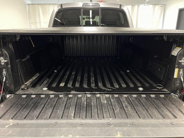 2021 toyota tacoma sr