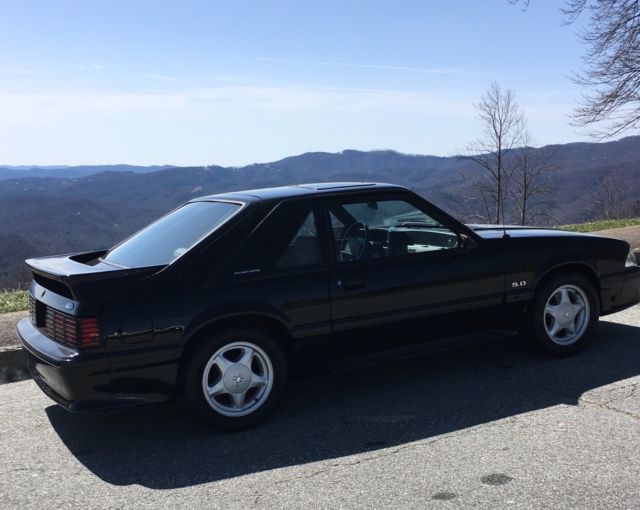 1992 ford mustang 5.0 adult owned