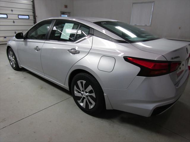 2023 nissan altima s fwd