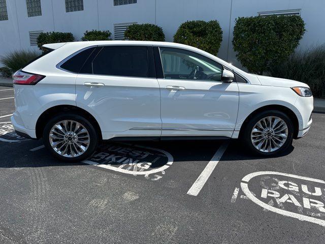 2022 ford edge titanium