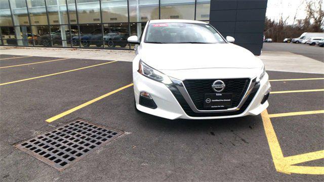 2022 nissan altima 2.5 sv