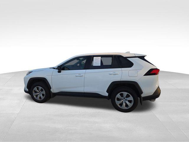 2023 toyota rav4 le