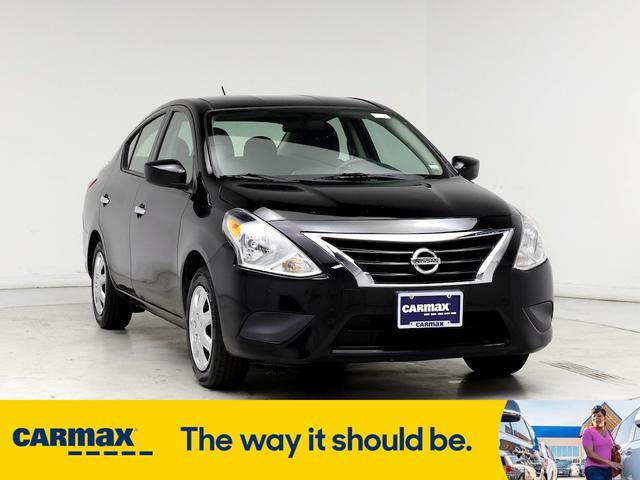 2019 nissan versa sv