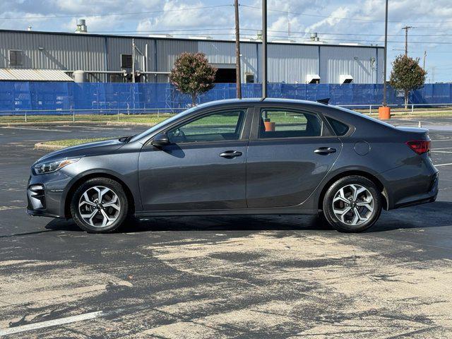 2021 kia forte lxs