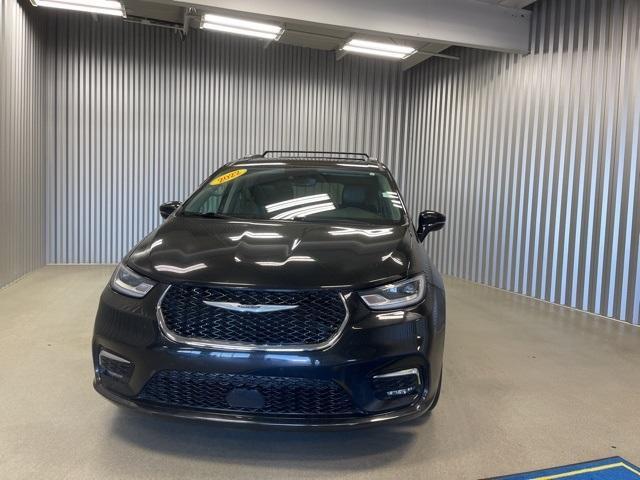2022 chrysler pacifica touring-l