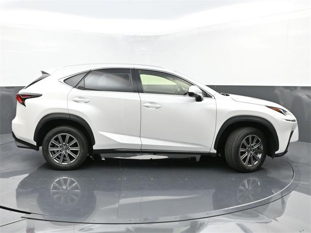 2021 lexus nx 300 base