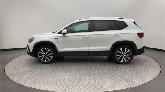 2022 volkswagen taos se