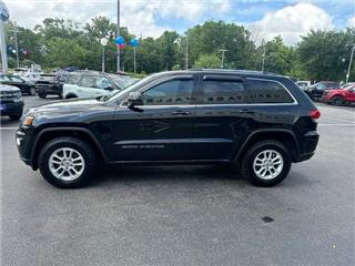2020 Jeep Grand Cherokee laredo