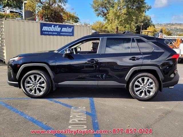 2023 toyota rav4 xle premium