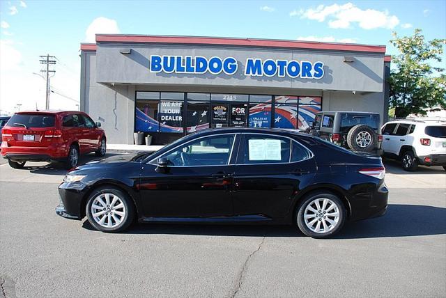 2018 toyota camry le