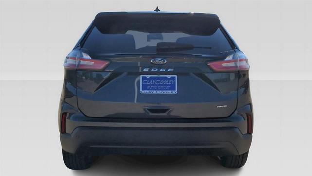 2023 ford edge se