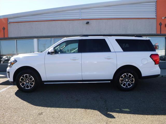 2022 ford expedition xlt max
