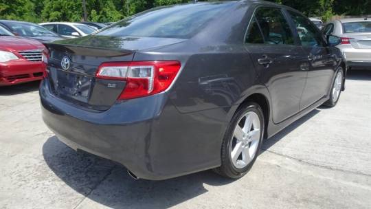 2014 toyota camry se