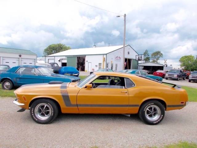 1970 ford mustang boss 302, 4 speed, 57 k mi., fastback, buck tag, marti report