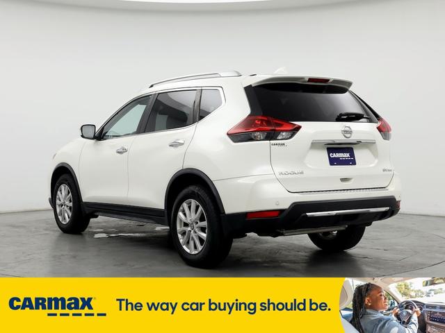 2020 nissan rogue sv