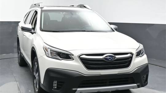 2022 Subaru Outback standard model