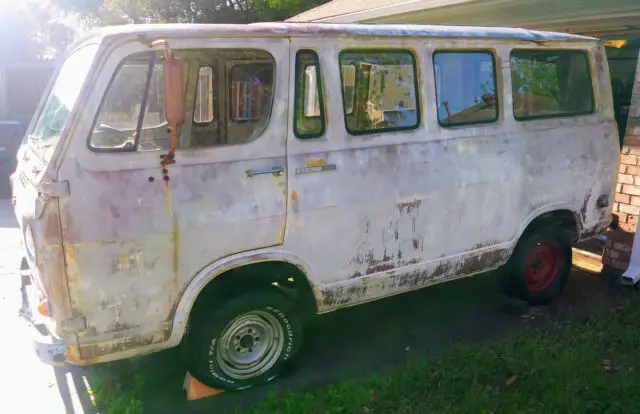 1966 chevrolet g10 sport van