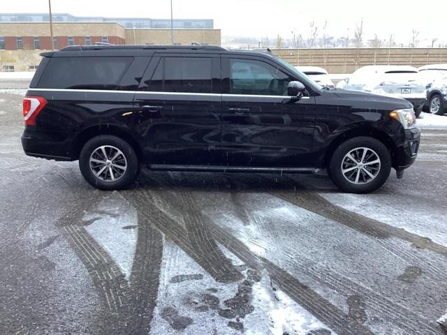 2021 ford expedition max xlt