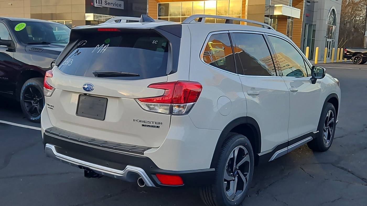 2024 subaru forester touring