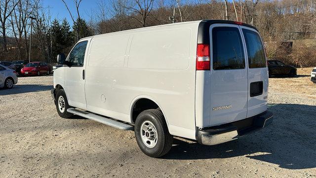 2022 gmc savana 2500 work van
