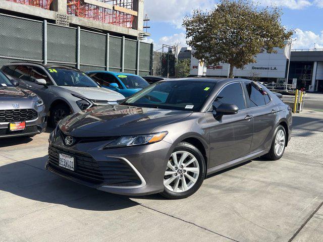 2023 toyota camry le
