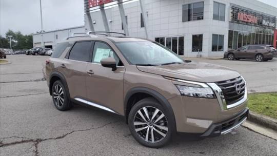 2024 Nissan Pathfinder platinum