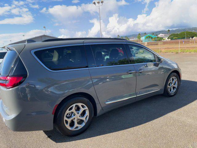 2022 chrysler pacifica limited