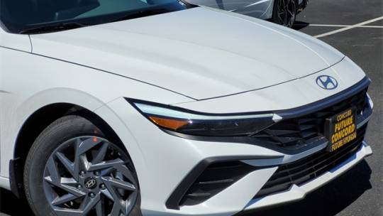 2024 Hyundai Elantra