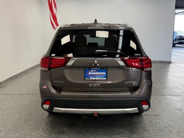 2017 mitsubishi outlander gt