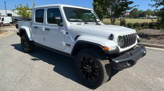 2024 Jeep Gladiator