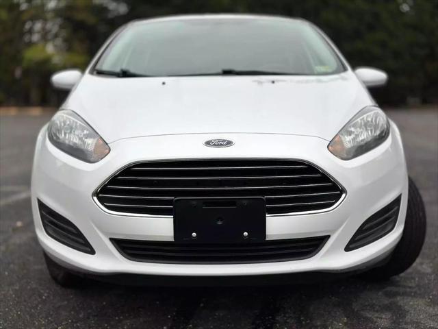 2018 ford fiesta se