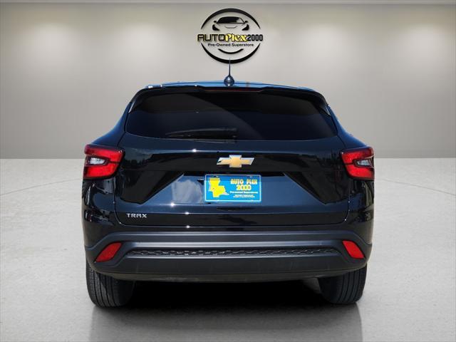 2024 chevrolet trax ls