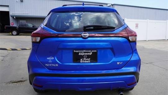 2024 Nissan Kicks sv