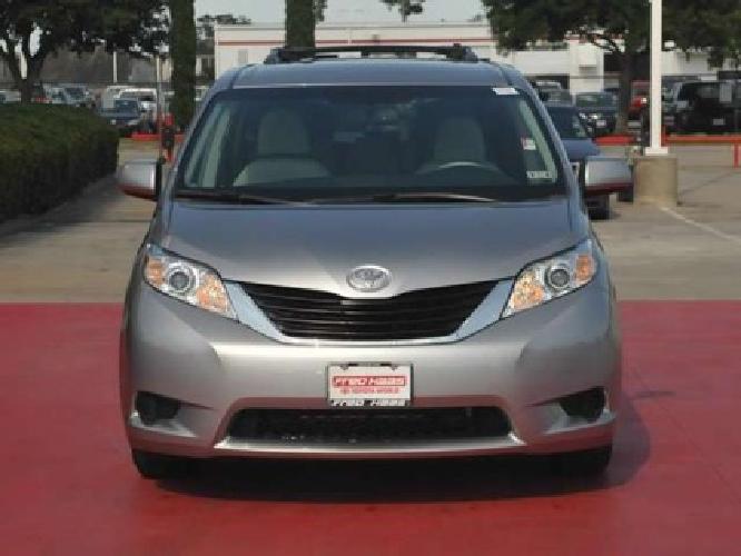 2012 toyota sienna van v6 le fwd in spring, tx