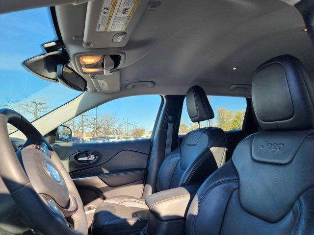 2021 jeep cherokee latitude lux