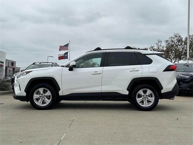 2020 toyota rav4 xle