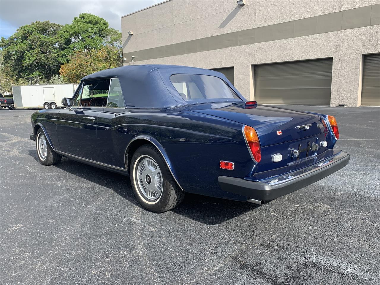1983 rolls royce corniche