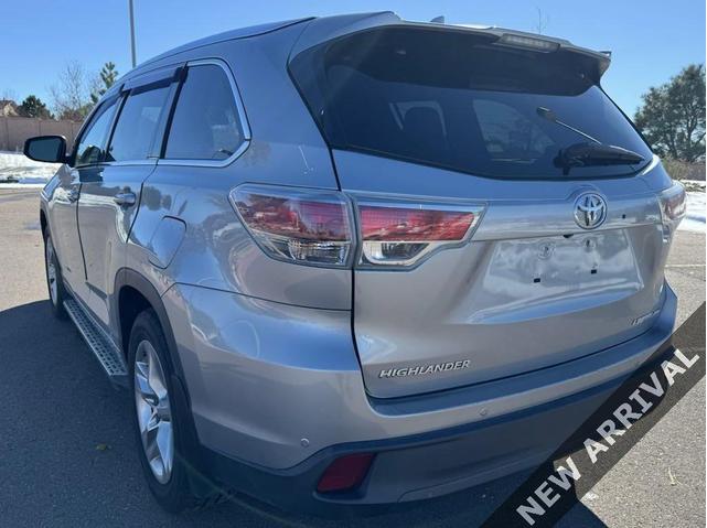 2015 toyota highlander limited