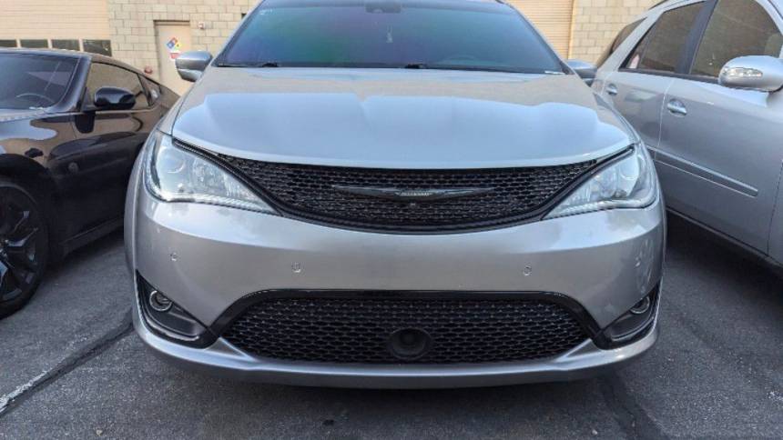 2019 chrysler pacifica limited