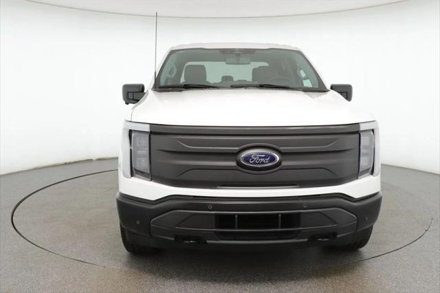 2023 ford f-150 lightning pro