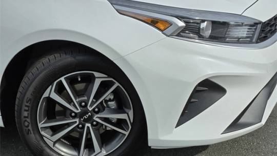 2024 kia forte lxs