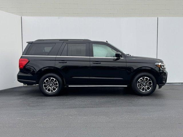 2023 ford expedition xlt
