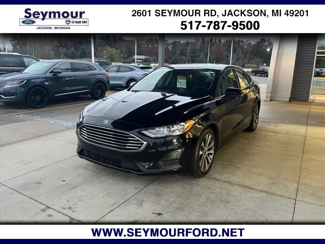 2020 ford fusion se