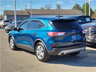 2020 Ford Escape s