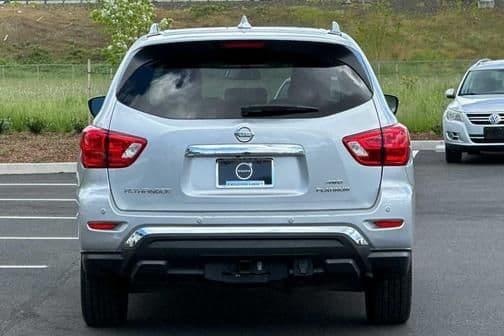 2020 nissan pathfinder platinum in eugene, oregon