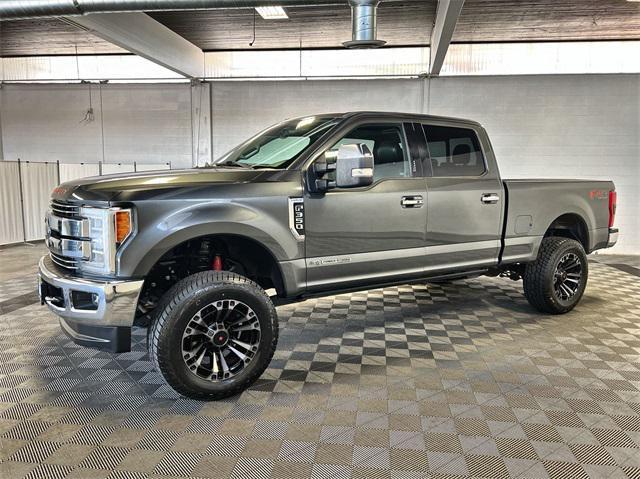 2017 ford f-350 lariat