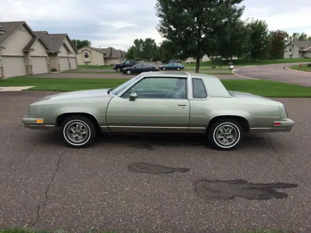 1986 olds cutlass 2-dr coupe, 3.8l 6-cyl, auto, 30,xxx actual miles