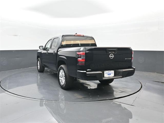 2023 nissan frontier sv