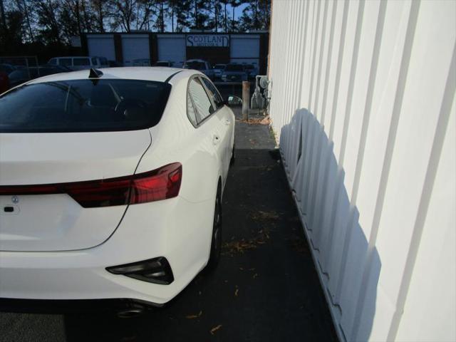 2021 kia forte lxs