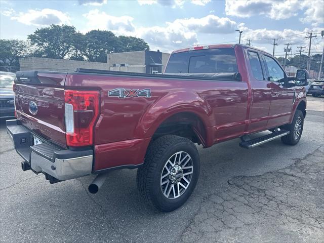 2019 ford f-350 lariat